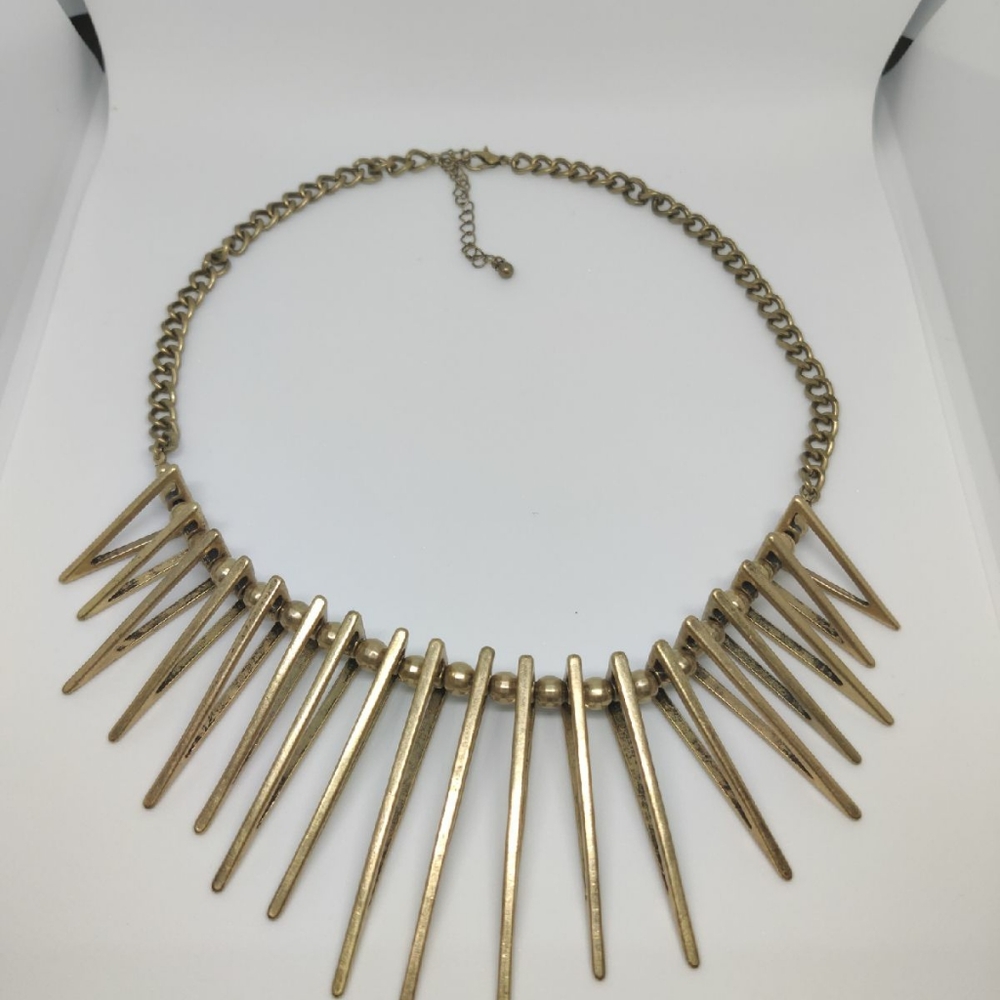 Necklace - Picture 5 of 7